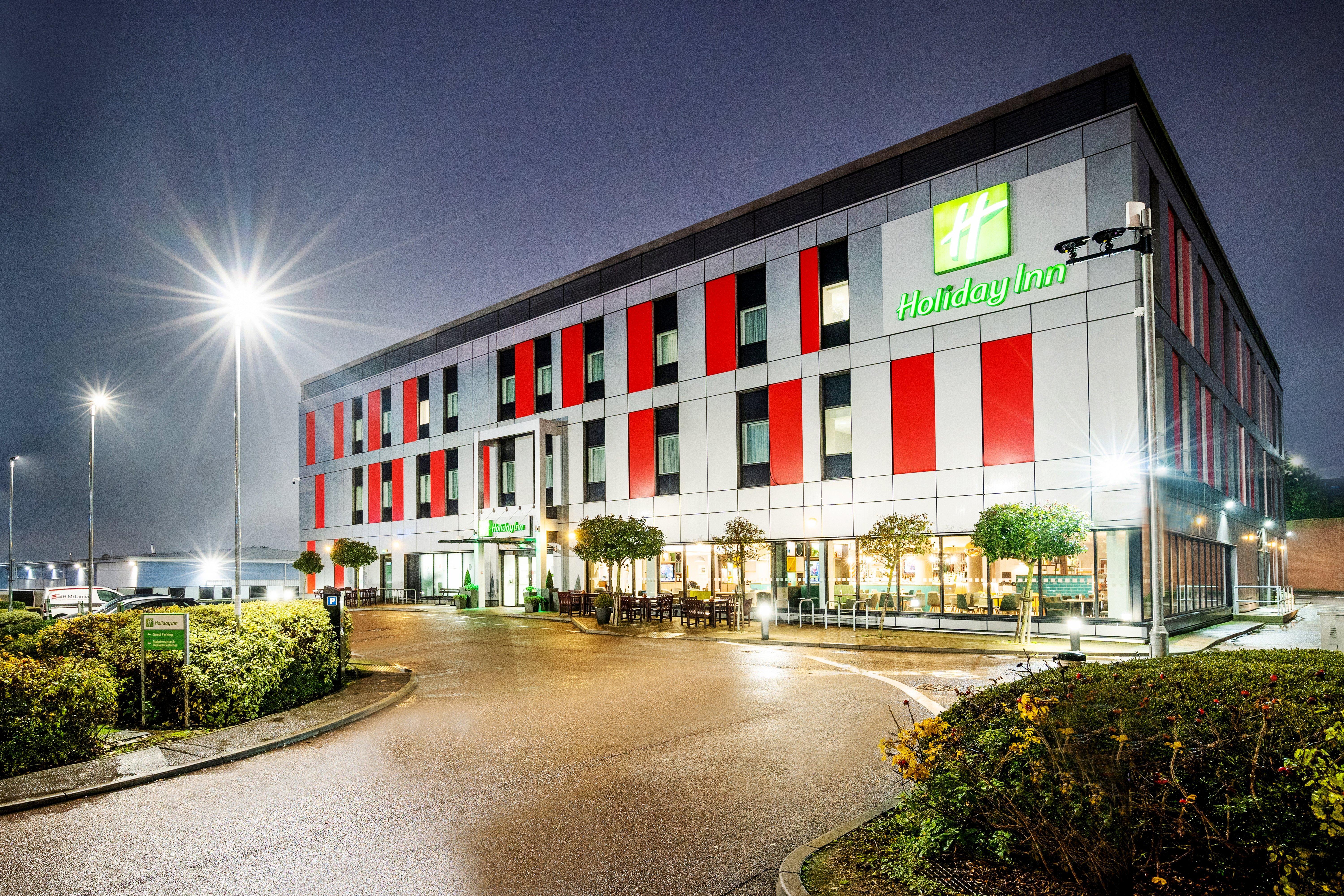 Holiday Inn London Luton Airport By Ihg Eksteriør bilde