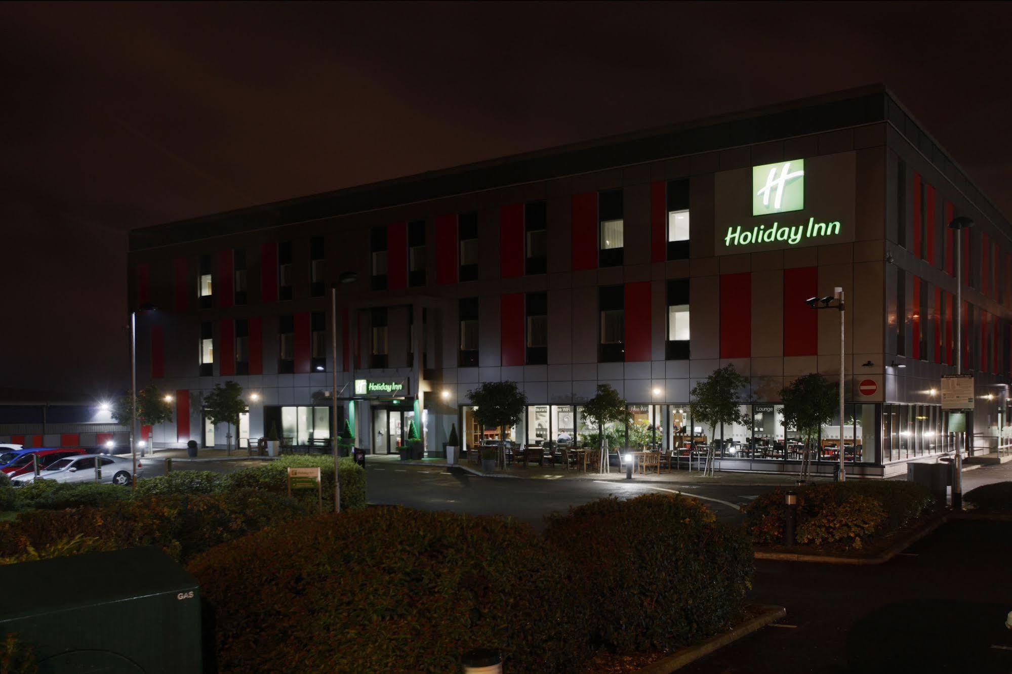 Holiday Inn London Luton Airport By Ihg Eksteriør bilde